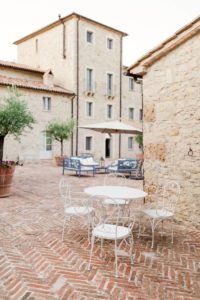 in questa foto un dettaglio della location per matrimoni in Umbria Spao Borgo San Pietro